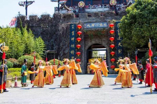 苍山徒步最全攻略｜夏末秋初去大理，苍山碧*欲色**流，洱海烟波浩渺