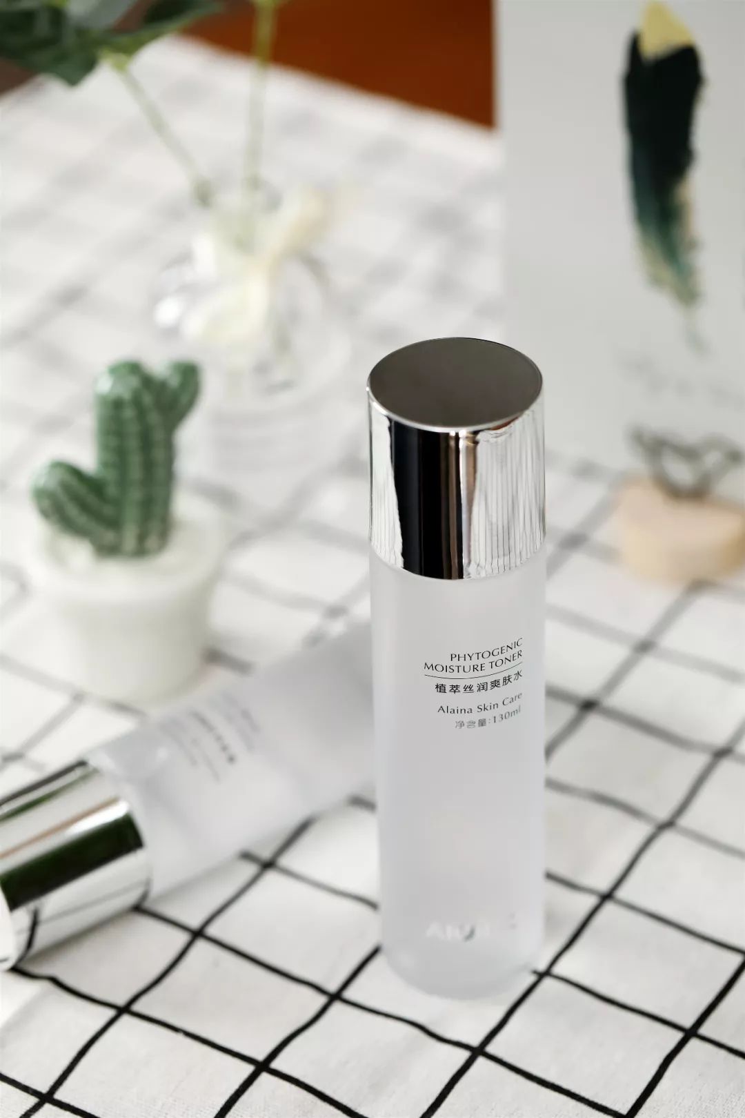 水乳精华的使用顺序是什么,水乳眼霜精华面霜使用方法和顺序