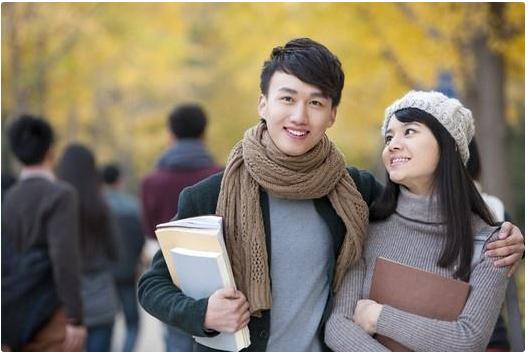 老公参加同学聚会结局,妻子参加完同学聚会性情大变