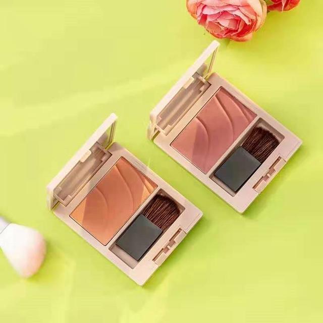 彩妆蛋成石头?唇釉成胶棒?在这里只要他想,没有不敢