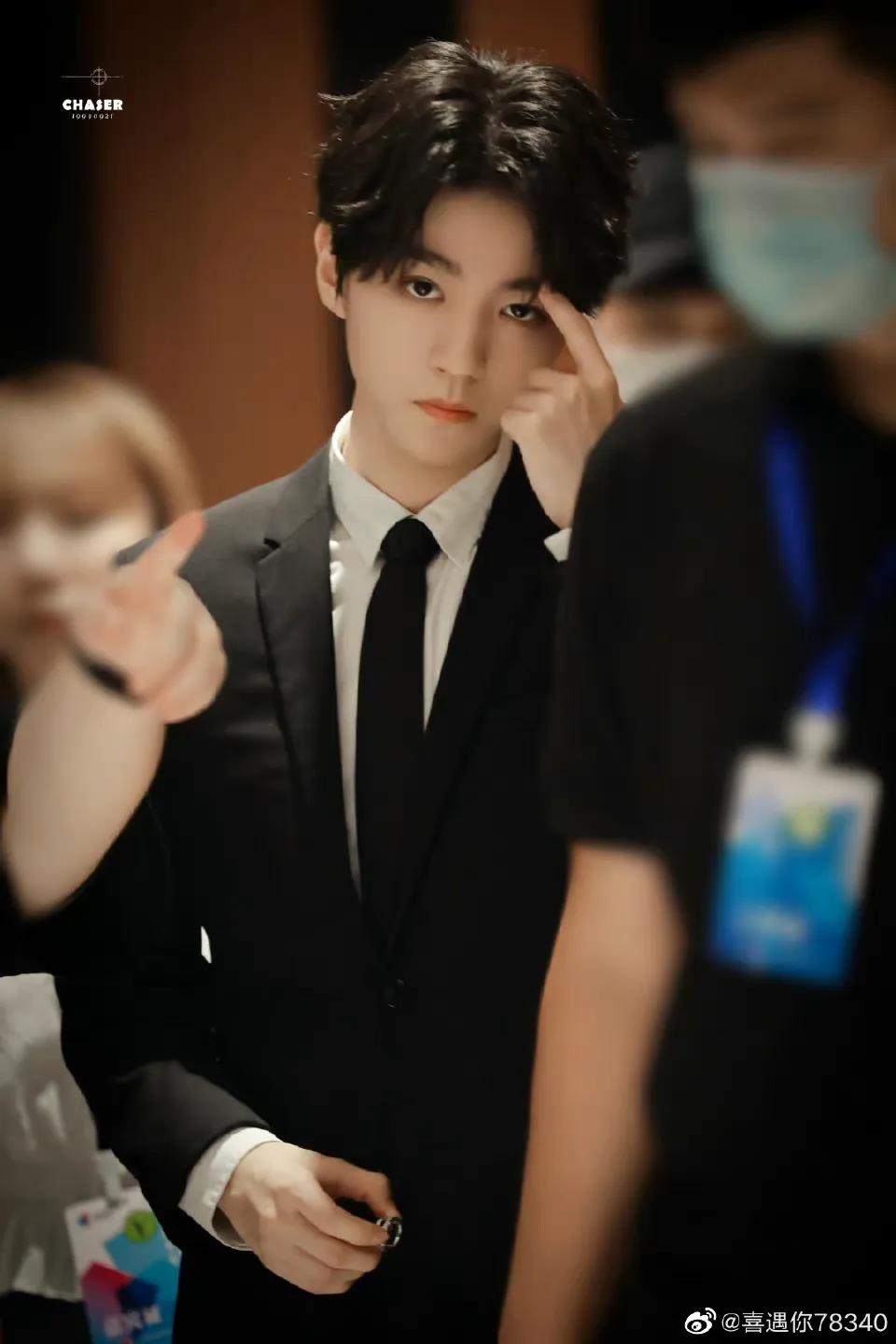 迪奥中国品牌大使王俊凯,dior迪奥形象大使王俊凯