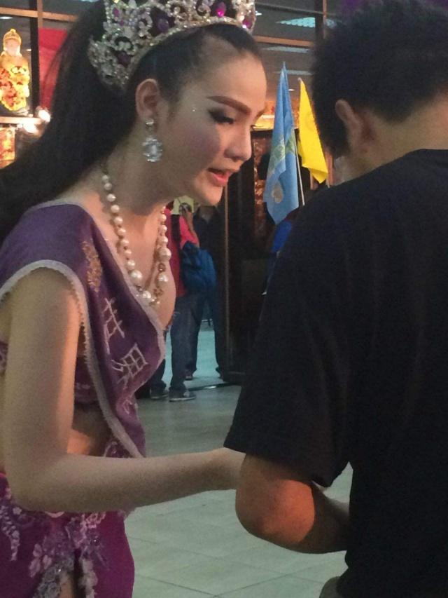 直击火爆全球的泰国“人妖”,背后是一种怎样的心酸和孤独?