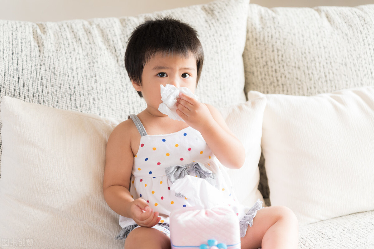 宝宝打喷嚏流鼻涕是感冒吗,宝宝打喷嚏流鼻涕有点咳嗽怎么办