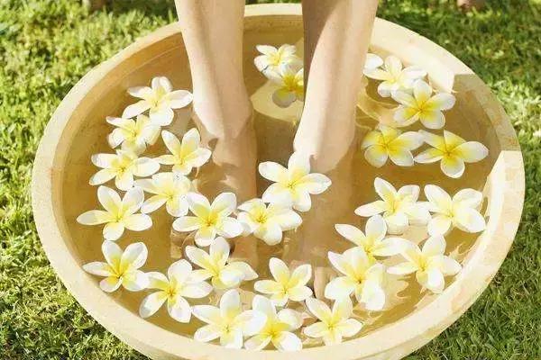 冬季养生，一起来泡脚丫