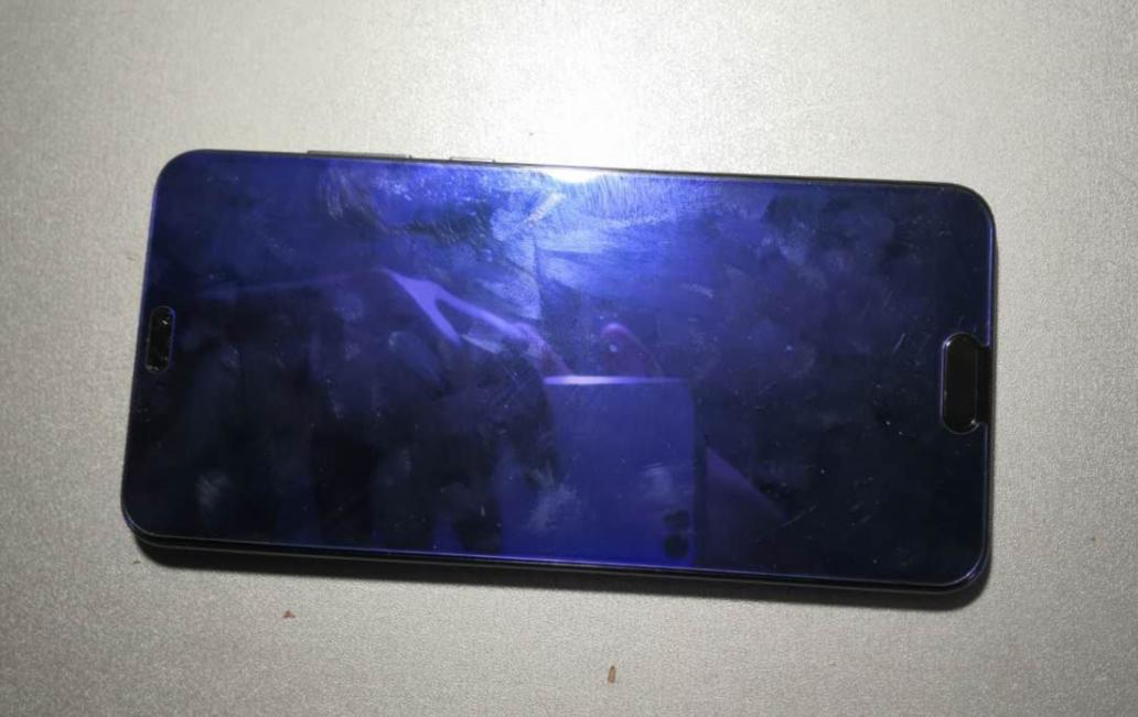 华为p20pro和荣耀v10屏幕谁大,荣耀v10对比华为p20pro