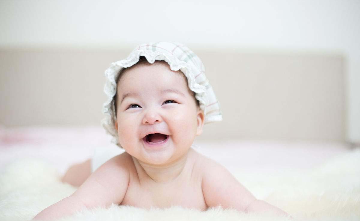 宝宝每日排便几次正常,宝宝一天排便一次很多很稀