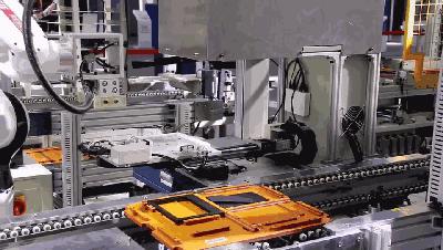 没想到，珠洽会上的机器人“样样精通”！看完觉得自己快失业了