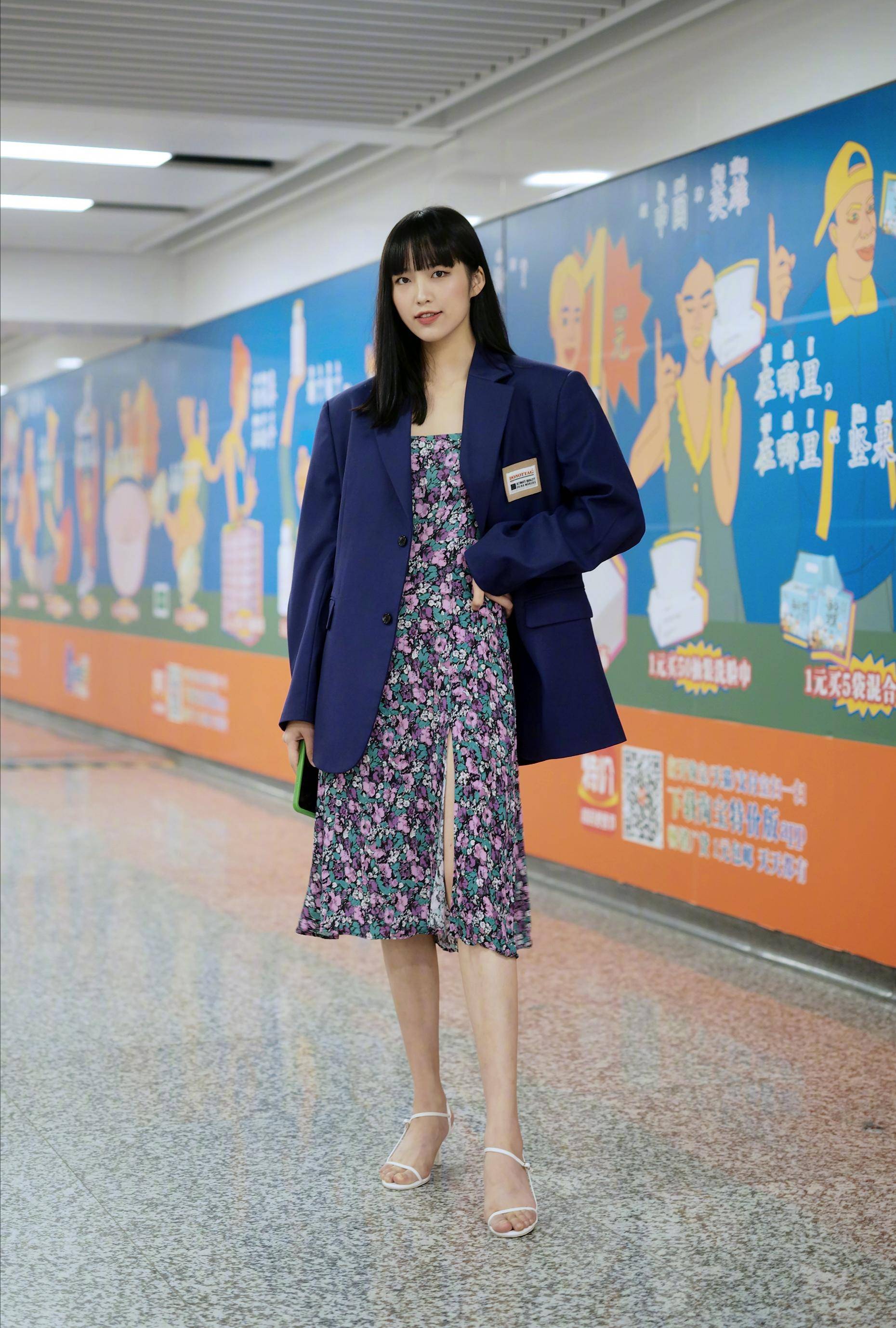 瑗胯鎬庝箞绌挎墠鑳芥樉寰椾笉鍍忓崠淇濋櫓,瑗胯鎬庝箞绌挎墠涓嶄細鍍忔槸鍗栦繚闄╃殑