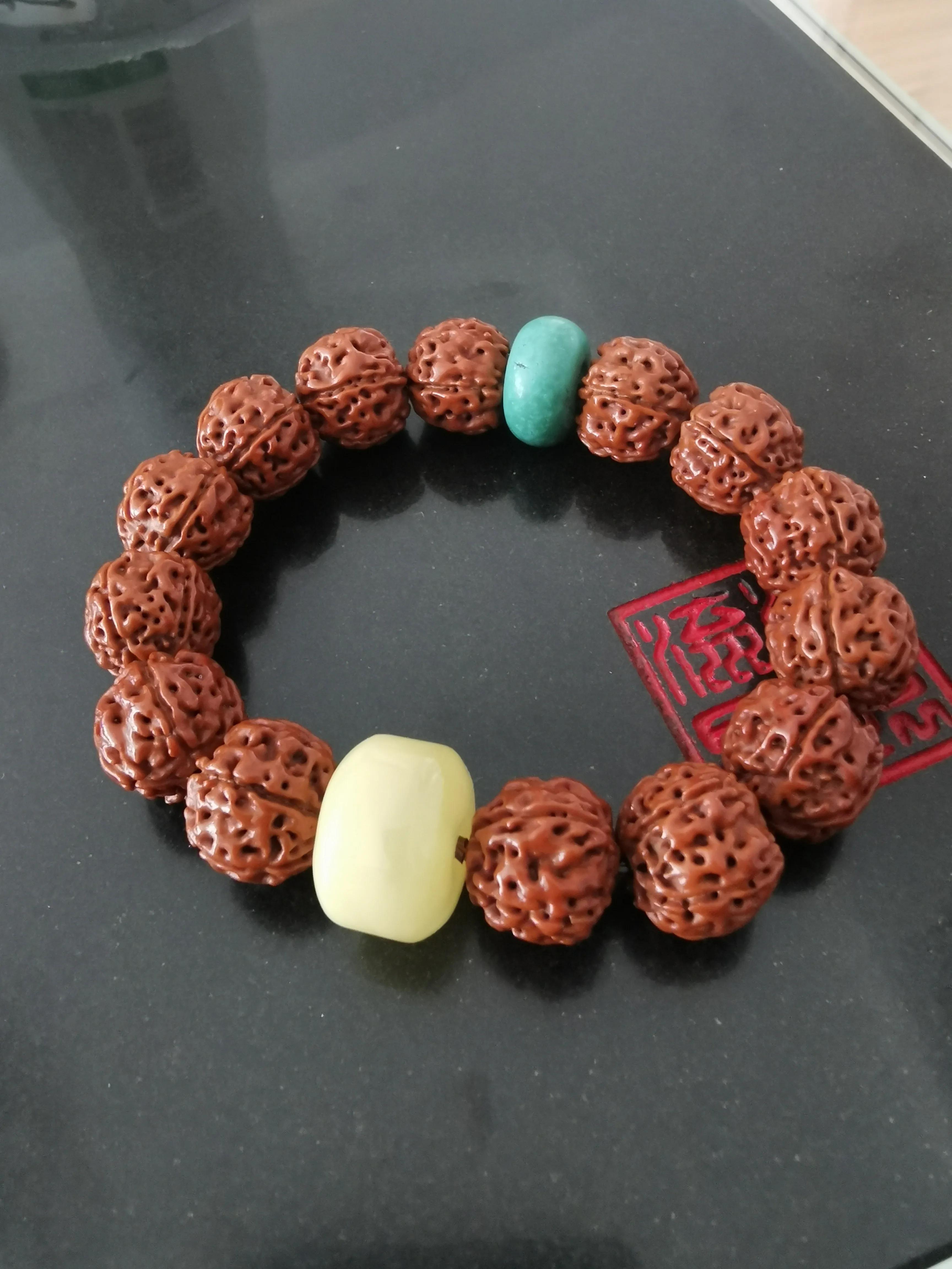 小金刚菩提串色后怎么办,小金刚菩提手串有裂纹怎么办