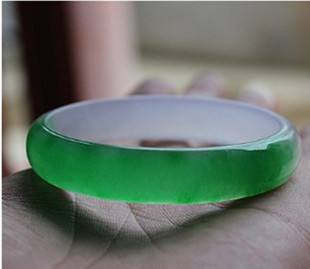 挂羊头卖狗肉但狗肉也不便宜啊,挂羊头卖狗肉是真玉吗