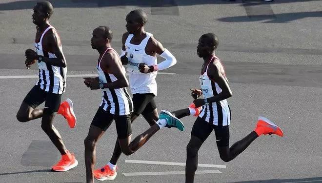 如何提高马拉松成绩的技巧,马拉松有氧基础训练计划大全