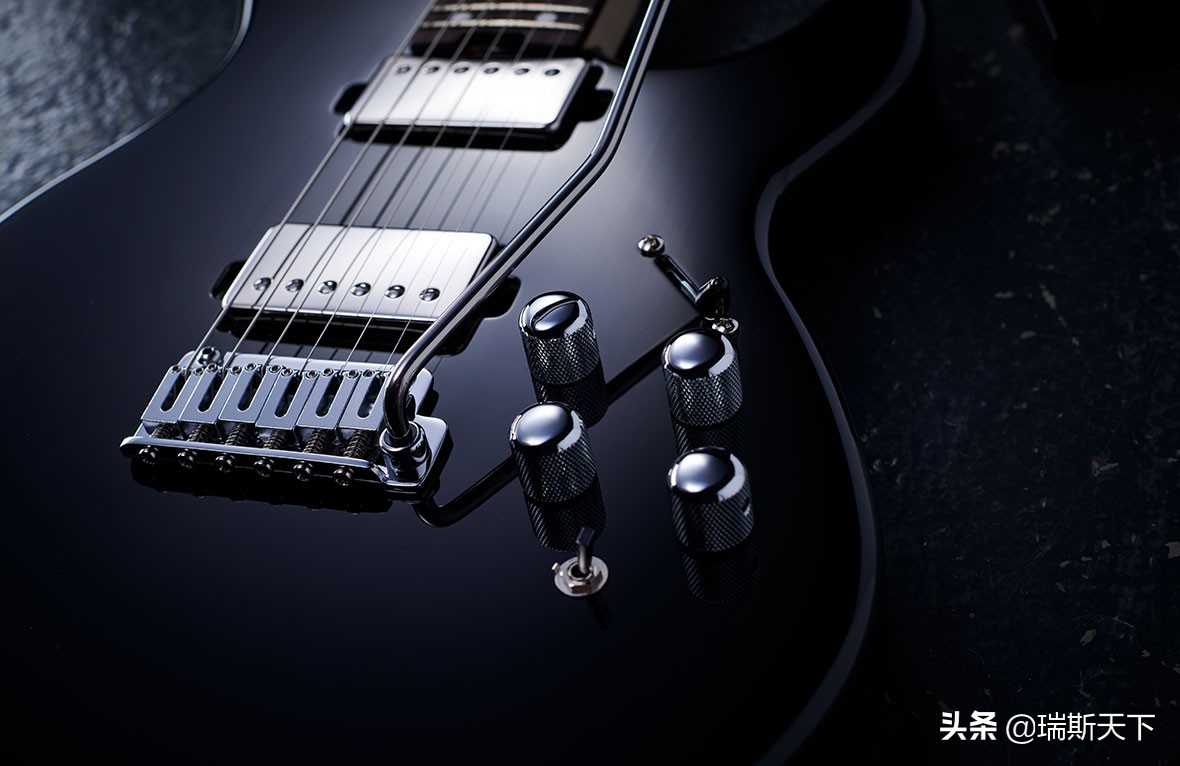 新式电子吉他,简单上手电子吉他