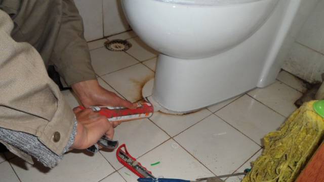 马桶漏水的六大原因视频,马桶漏水的六大原因