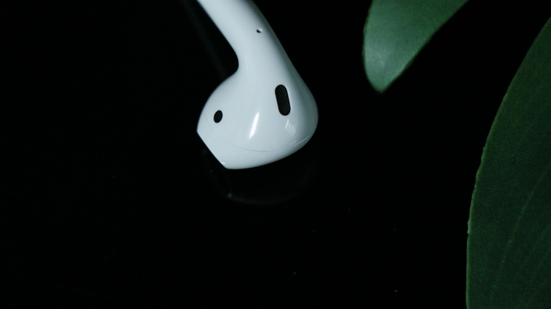 无敌是多么寂寞！AirPods2但求一败而不可得