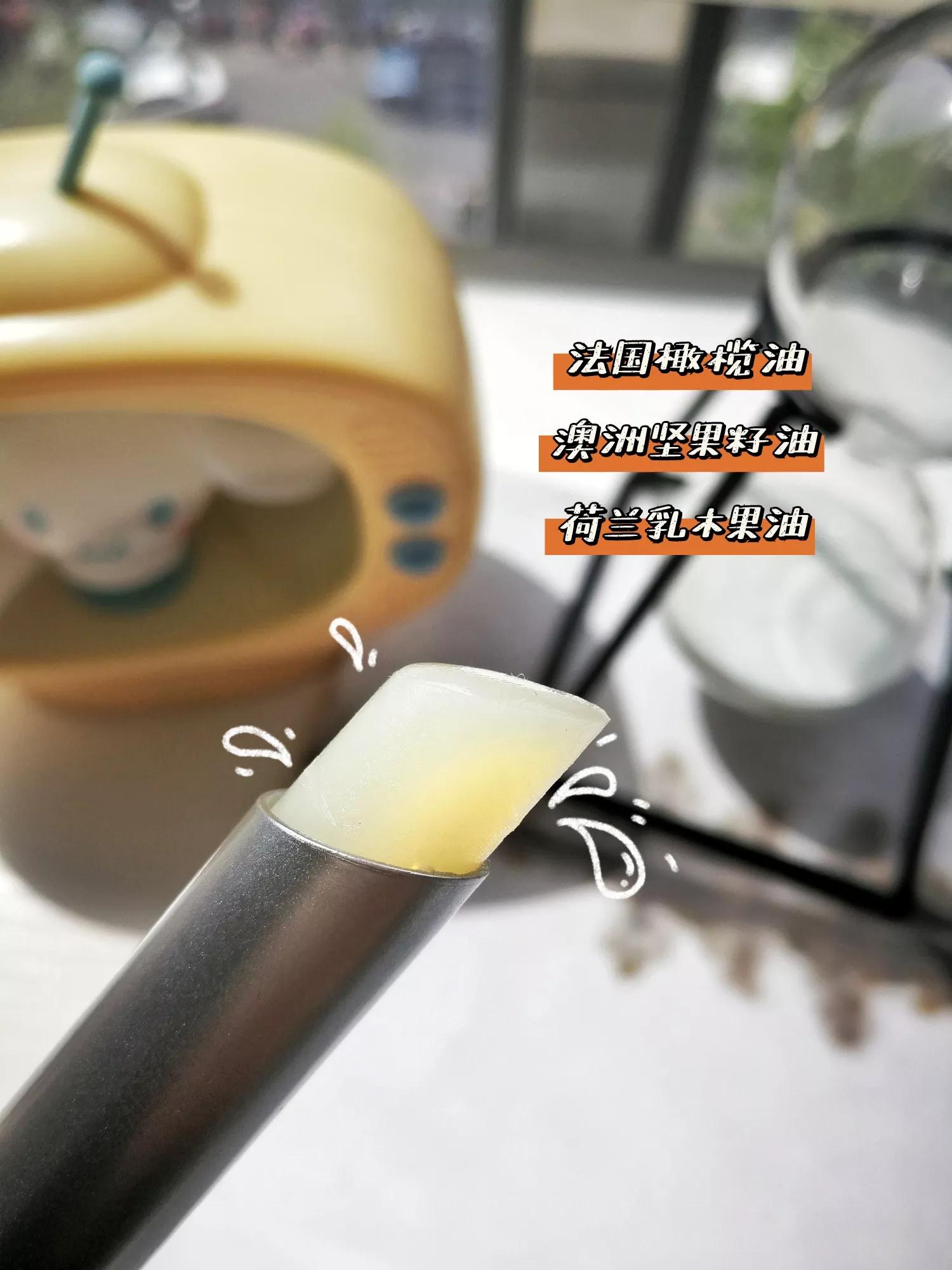 唇膏保湿滋润补水第一名男士,男士淡化唇纹的唇膏推荐