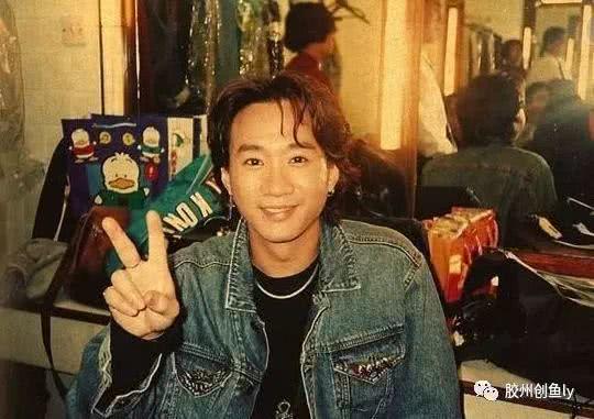 圈中最隆重的葬礼，图2葬礼吓坏警察，而他的葬礼13个粉丝殉葬