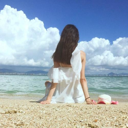 最容易修复晒黑的水乳,去海边怕晒黑穿什么