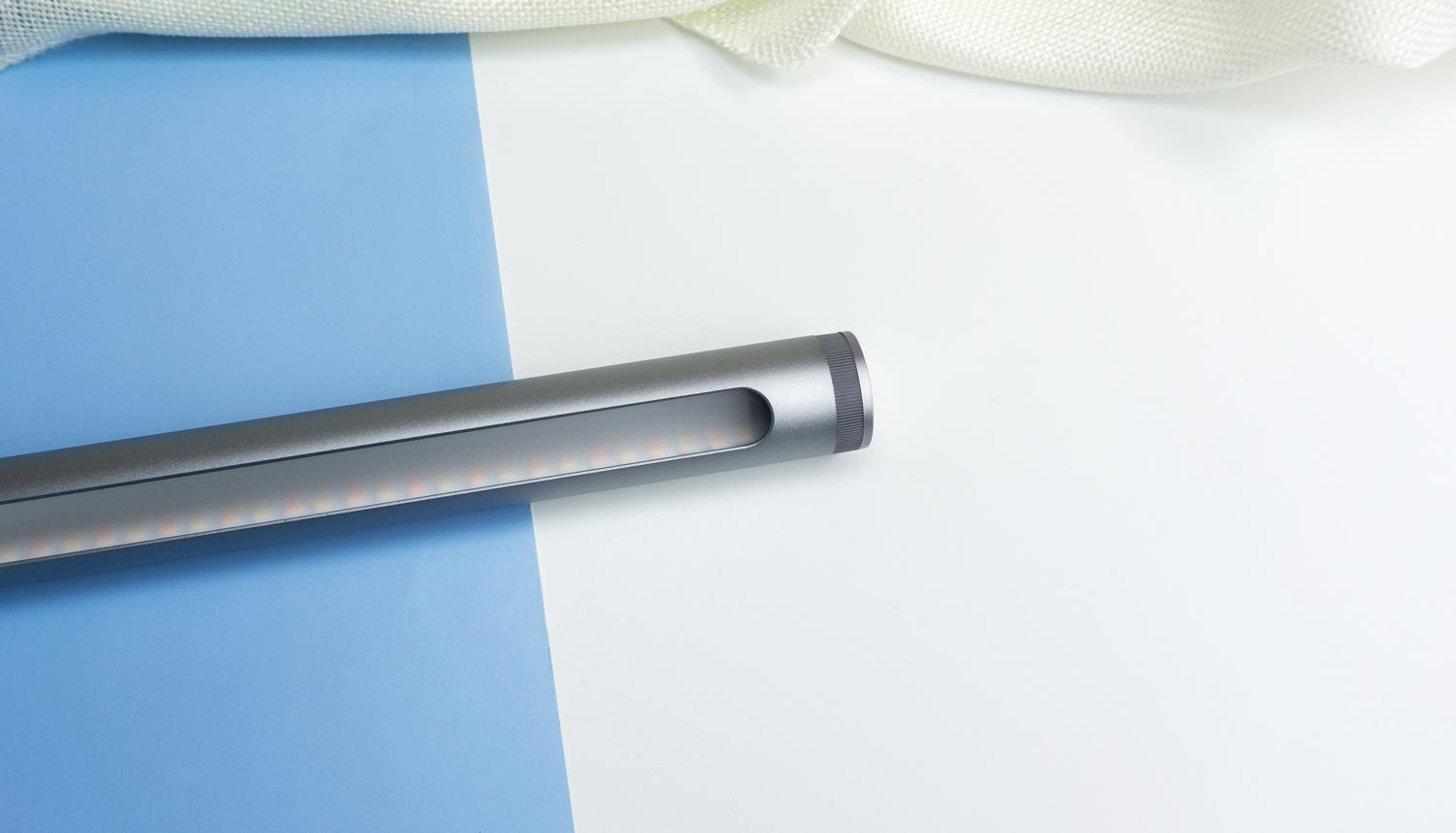 游戏宅理想桌面,电竞头戴式耳机rog棱镜s