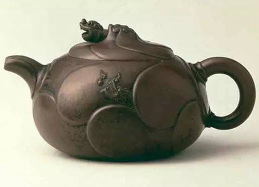 紫砂古法制壶工艺,紫砂壶纯手工跟机制壶的差别