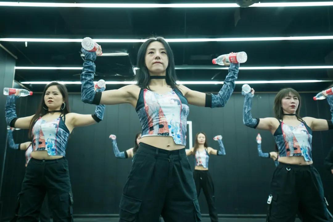 跳舞总是动作不到位,跳舞总是跟不上动作怎么办