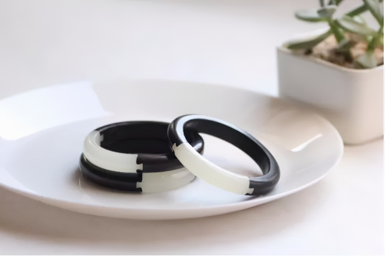 珠宝碎了怎么办,珠宝皮裂怎么修复