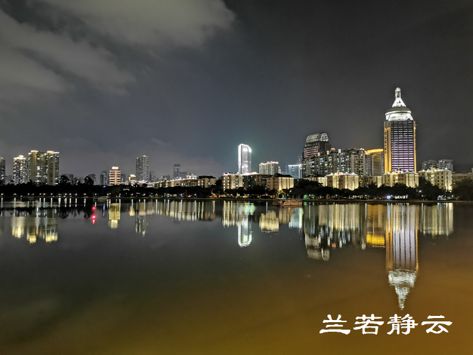 厦门源昌凯宾斯基吃一顿饭多少钱,厦门源昌凯宾斯基酒店大堂