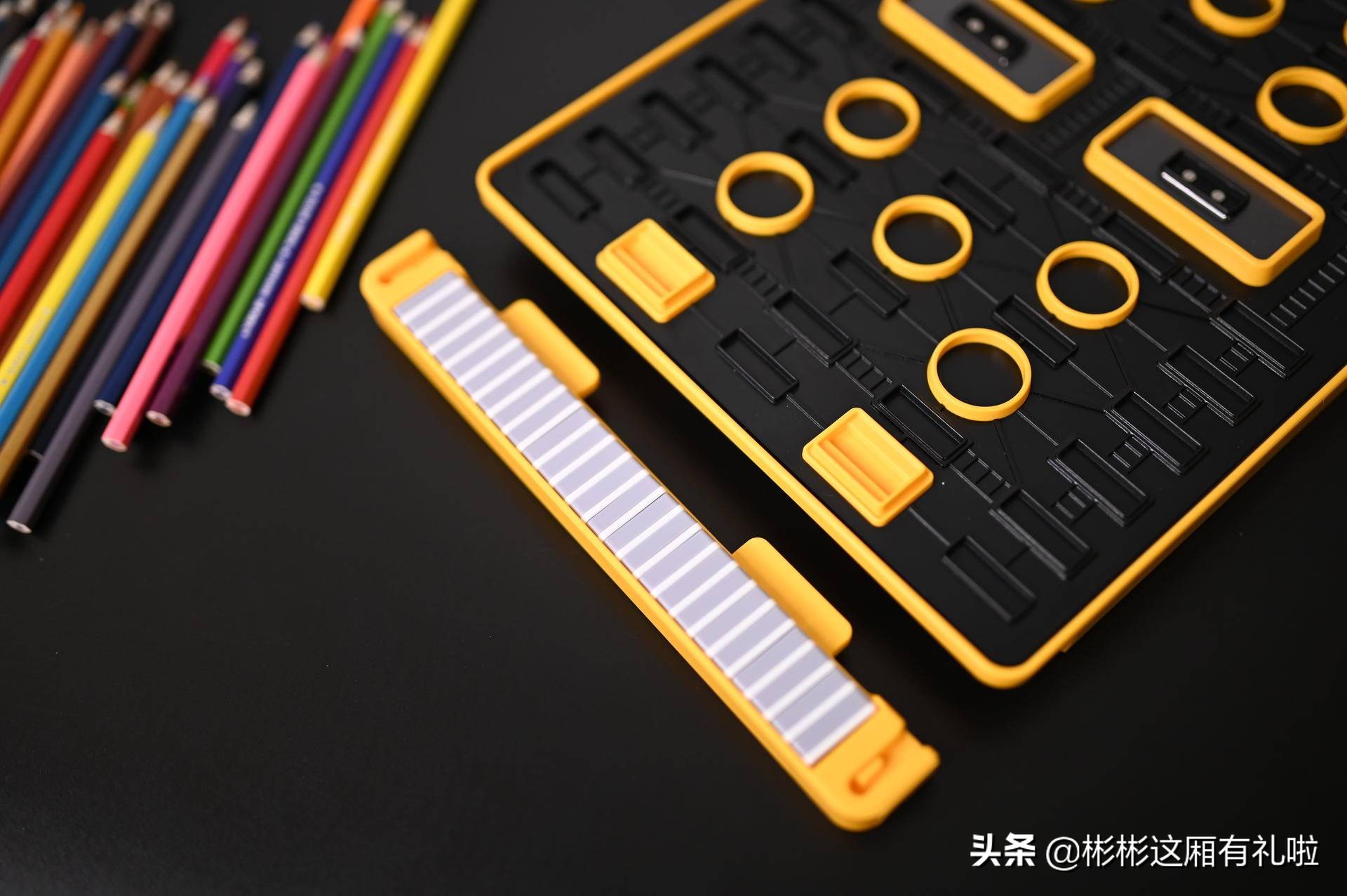 四个人能玩的军棋,四个人玩的军棋怎么玩