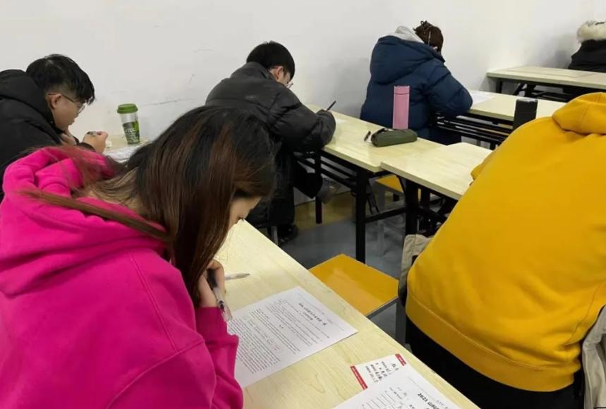 大一挂科和作弊哪个严重,大一挂科会有什么影响