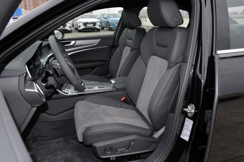 最低配的奥迪a6l值得买吗,37万提a6l