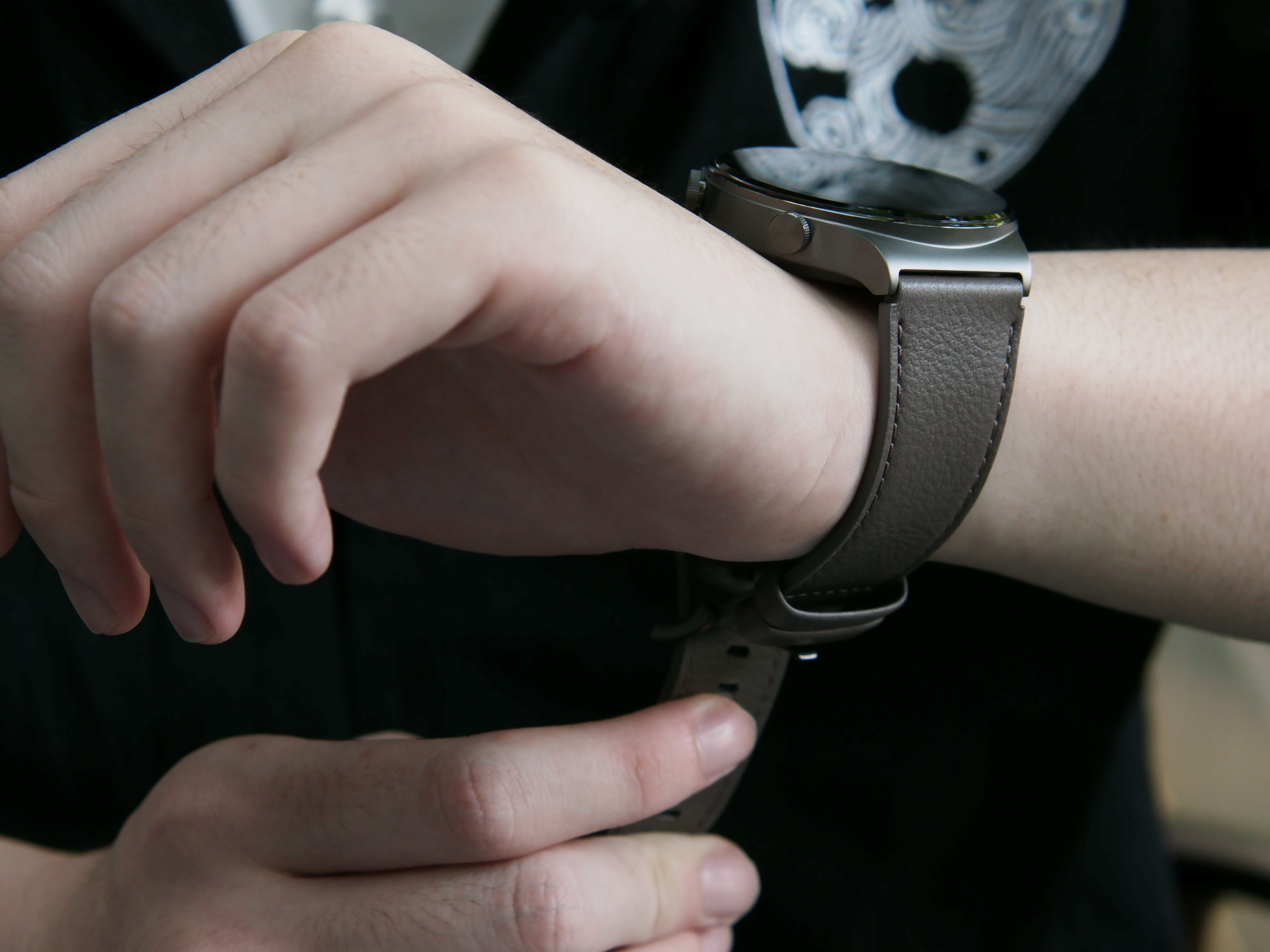 全面屏手机有什么解决方案,全面屏怎么防止误触