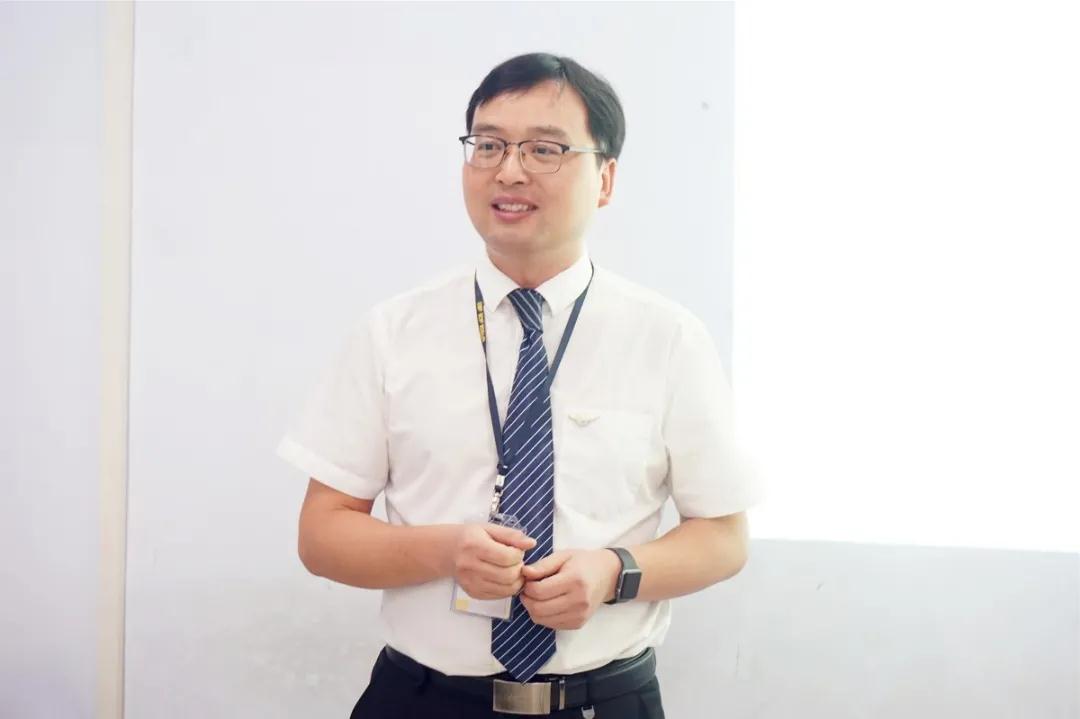 郑州北大青鸟翔天信鸽,郑州北大青鸟翔天信鸽计算机学校