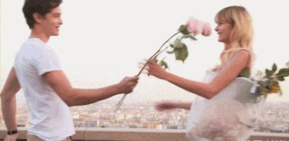 七夕当天长沙红绿灯,长沙街头现心形红绿灯