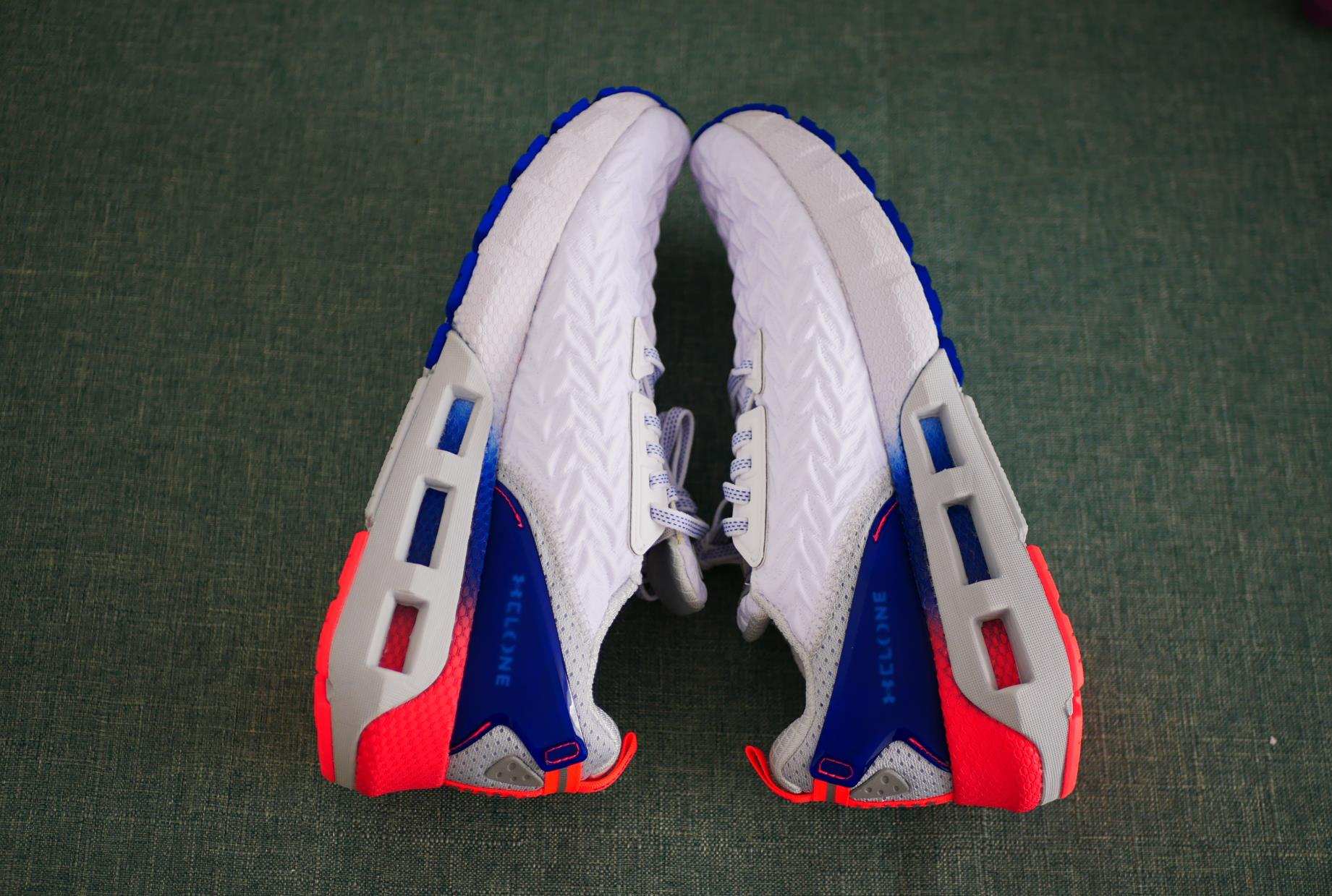 始于颜值忠于舒适鞋子,安德玛clone测评