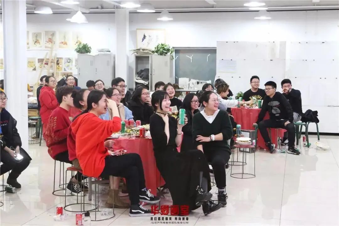 北京华卿画室一月多少钱,在北京华卿画室参加美术培训好吗