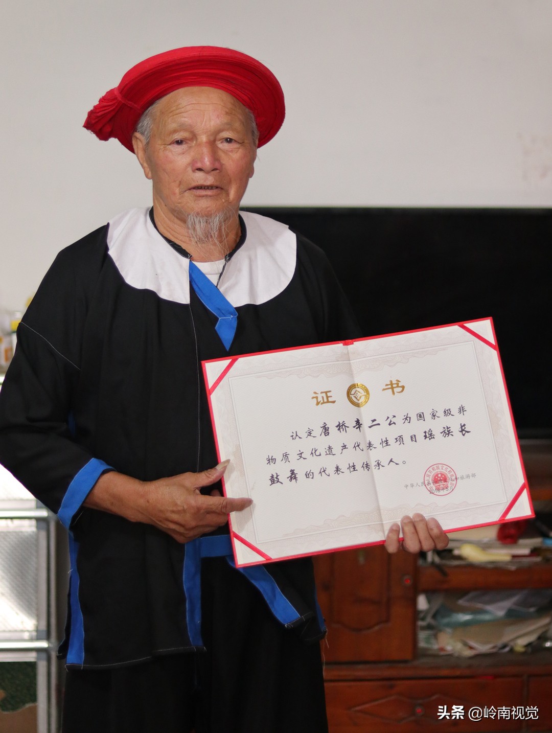 澶у鐢熺溂涓殑浜叉垰,澶у鐢熺溂涓殑鍏卞悓瀵岃