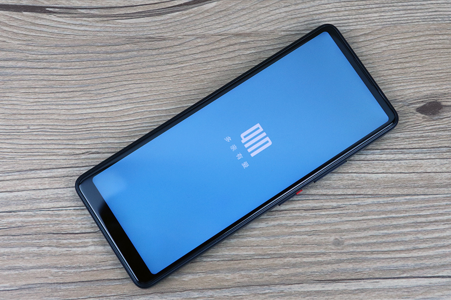 多亲Qin2Pro手机值得买吗？定制系统，智能遥控，降价到589元