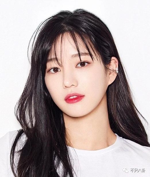 新恋情曝光后，李昇基却遭全网吐槽“疯了才会找这样的女友”...