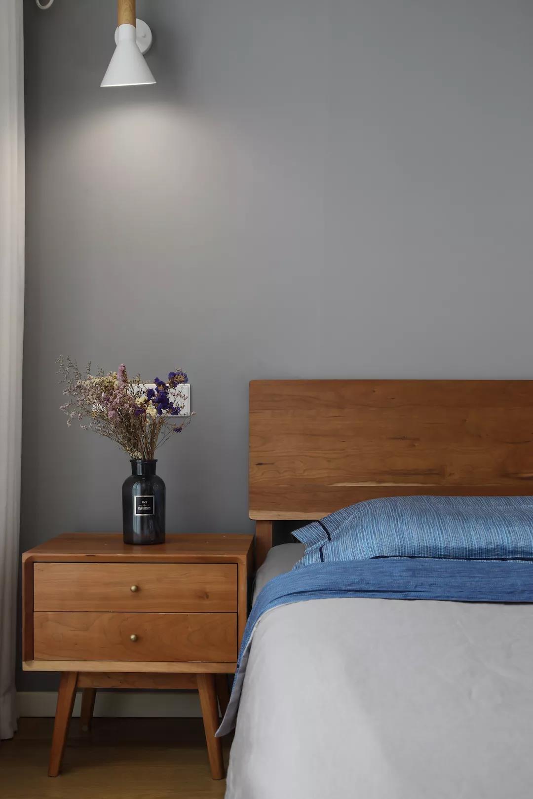 越来越多的人装修不做电视背景墙,越来越多人家里装修都不铺瓷砖