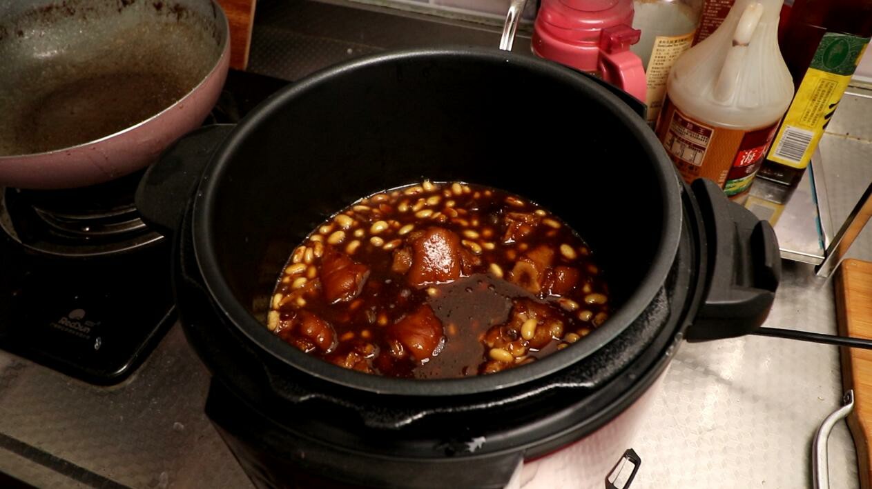 如何煮猪蹄才能又烂又入味,炖猪蹄快速软烂入味的小诀窍