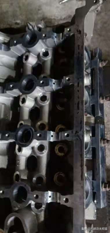 斯柯达明锐2010款2.0烧机油吗,09款斯柯达明锐1.6烧机油怎么解决