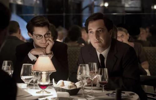 ysl经典设计作品,ysl设计理念与经典作品