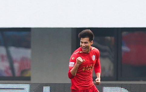 中甲石家庄永昌冲超,中甲赛场再现爆笑一幕