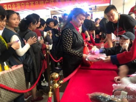 武汉千人狂欢派对,武汉人的狂欢