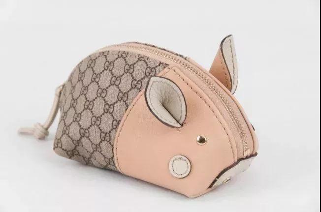 閭d簺琚浗澶栬璁″笀鐜╁潖鐨勪腑鍥介,澶栧浗璁捐甯堢湅涓浗鏃跺皻琛f湇