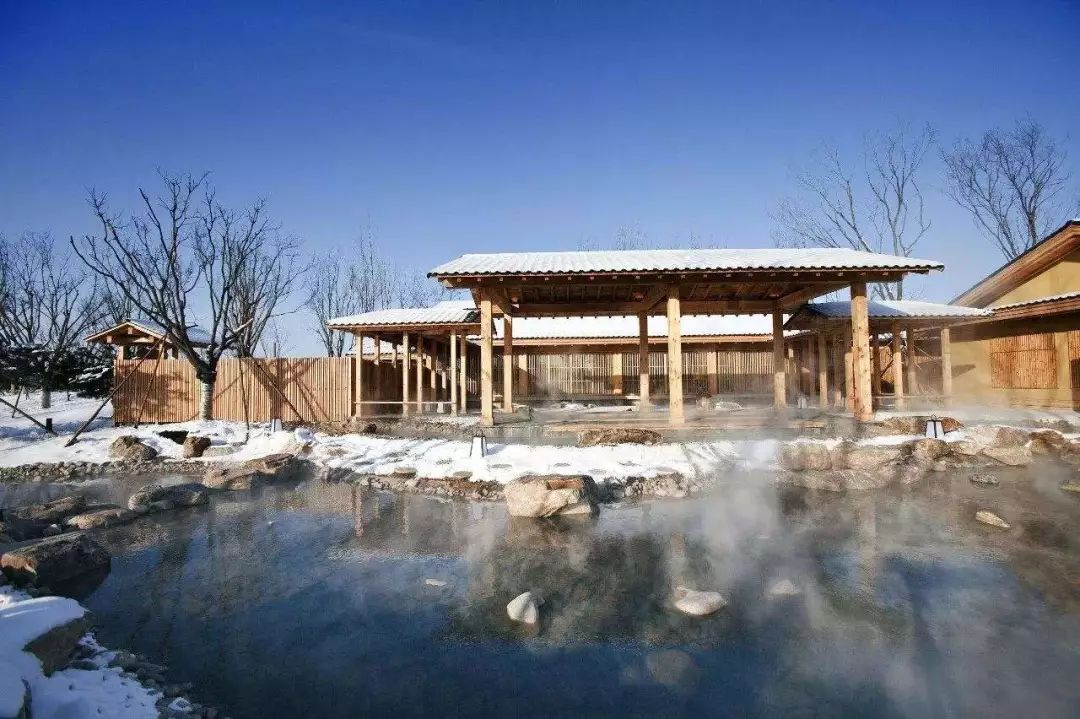 辽宁冬季去泡温泉哪里风景最好,冬天辽宁旅游攻略四天三晚