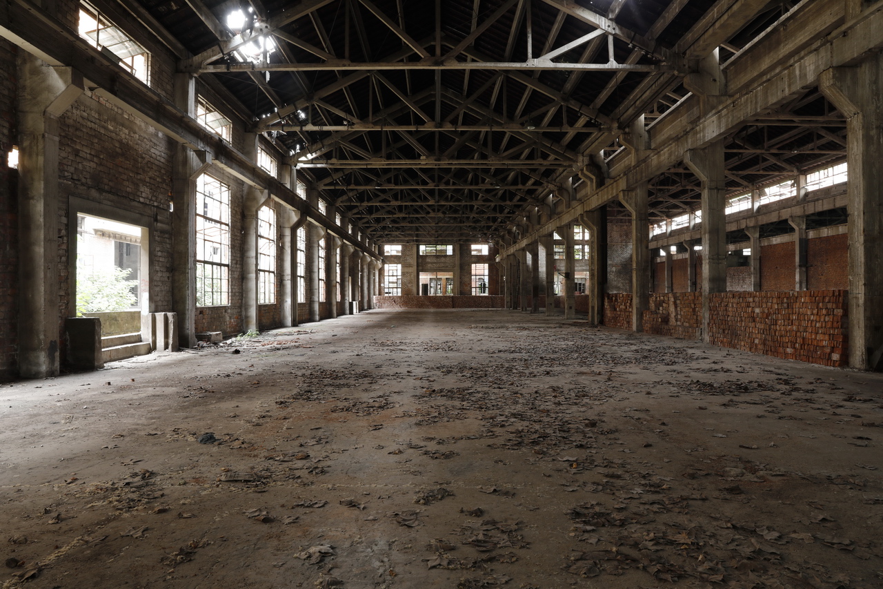 武汉轻型汽车制造厂,武汉特种车制造厂