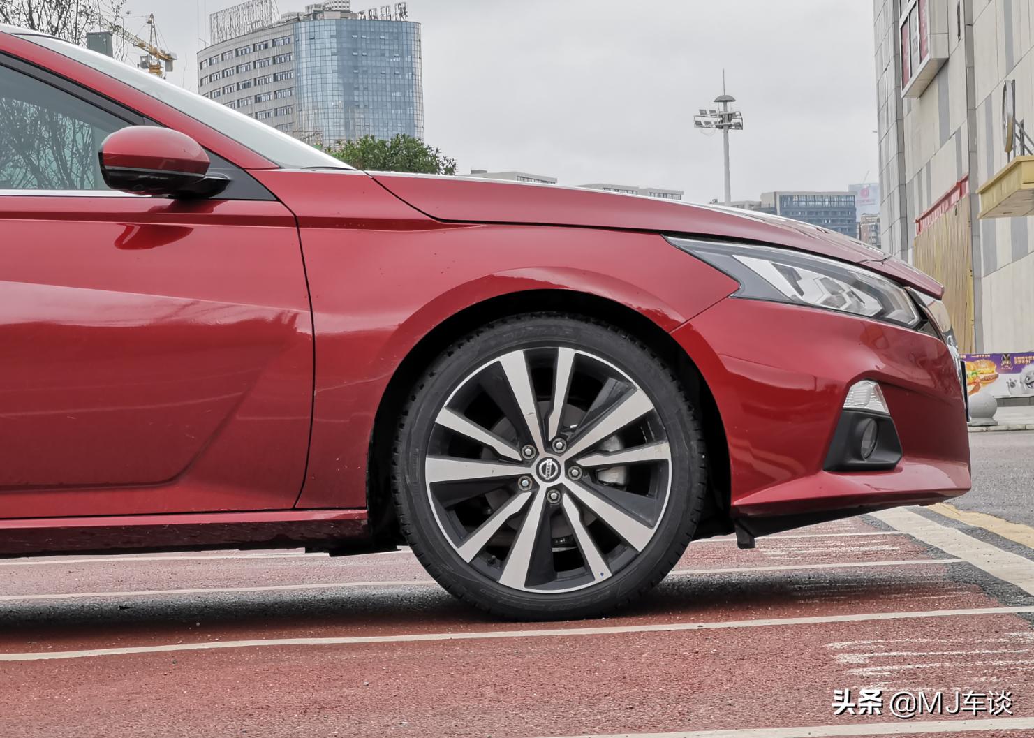 2.0t天籁最新试驾感受,天籁2.0t舒适试驾体验