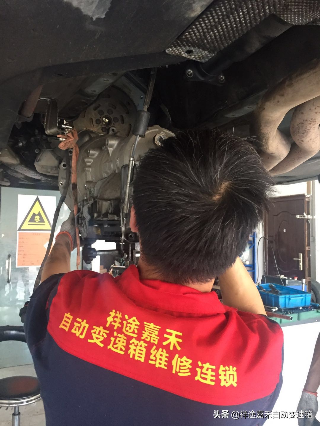 宝马523变速箱打滑修复多少钱,宝马523变速箱打滑严重