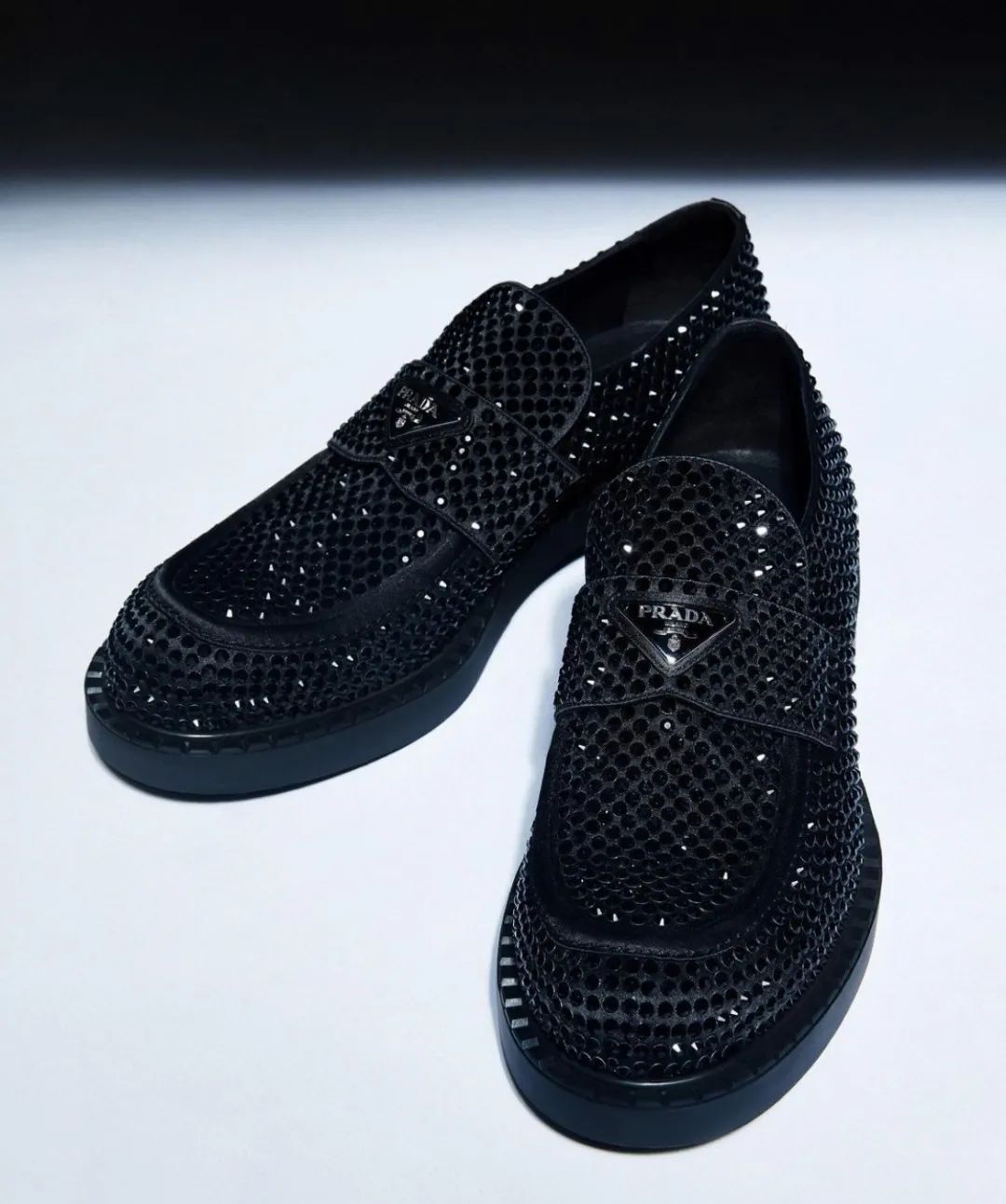 情侣送礼物不应该送什么,情侣之间送礼物不对等