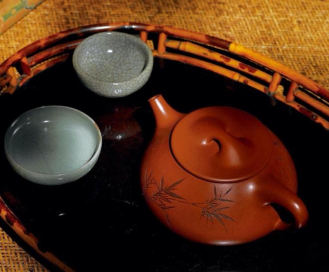 紫砂壶价格差异为什么那么大,紫砂壶价格为何差别大呢怎么回事